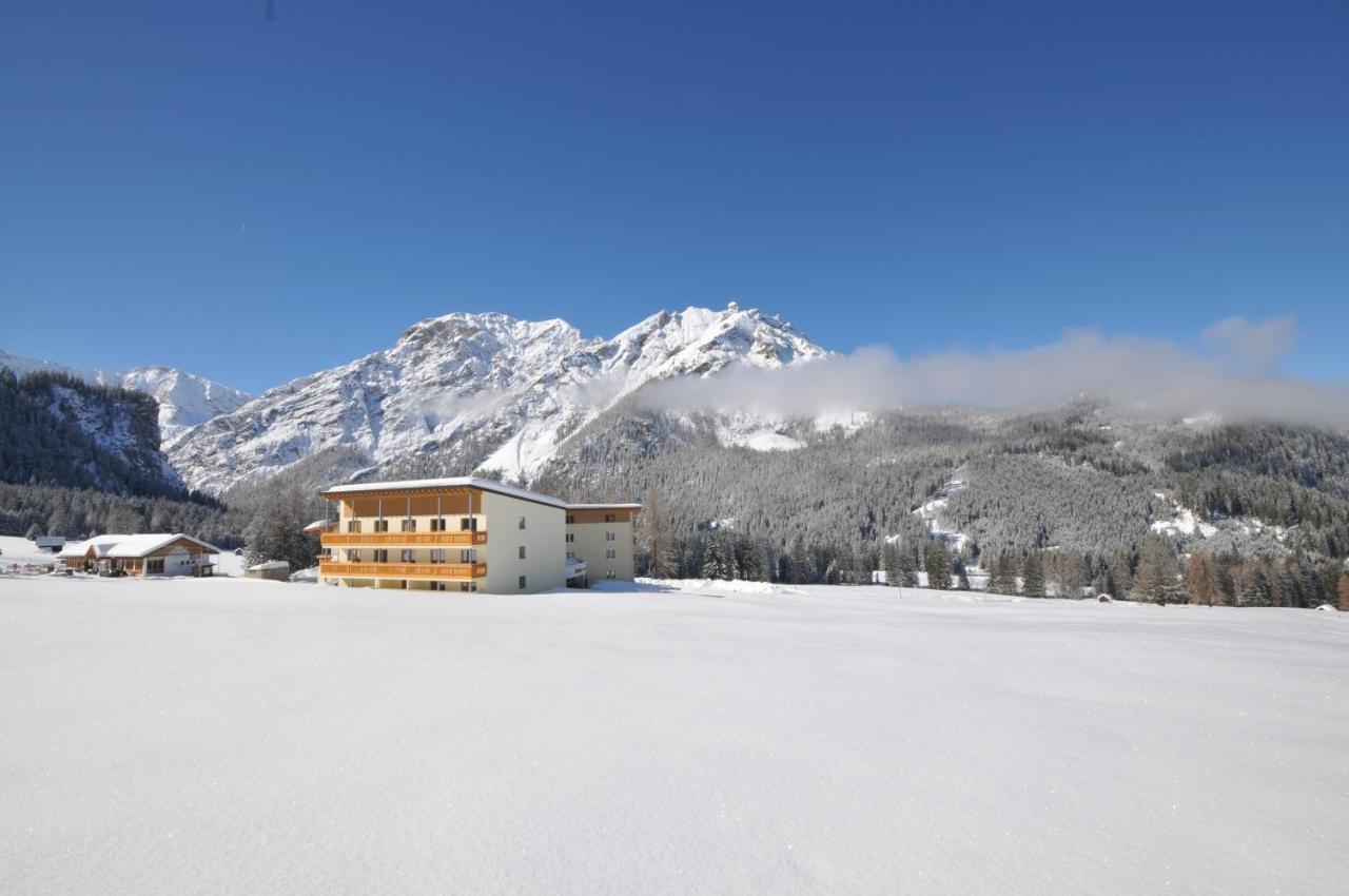 Hotel Asterbel Braies  Esterno foto
