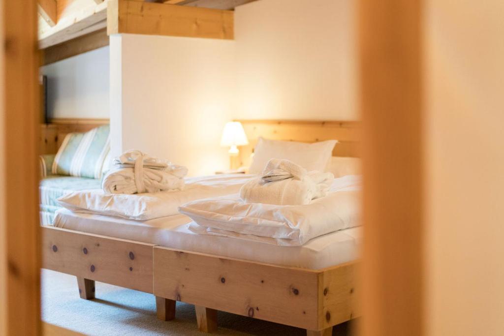 Hotel Asterbel Braies  Esterno foto